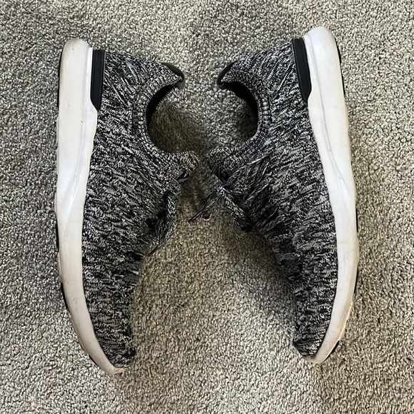 APL knit sneakers - Picture 7 of 8